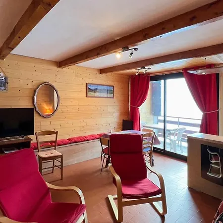 Les Alaris Apartman Enchastrayes